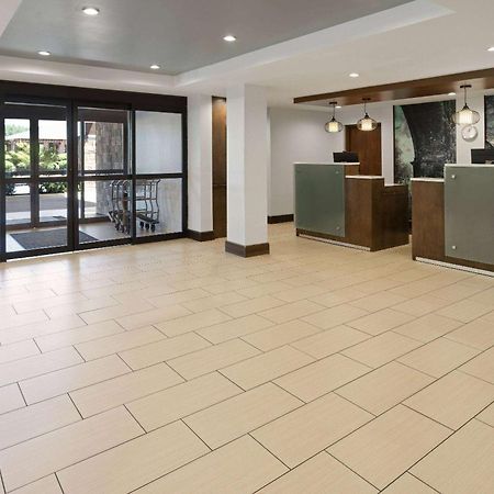 La Quinta By Wyndham Lagrange / I-85 Hotel Exterior photo